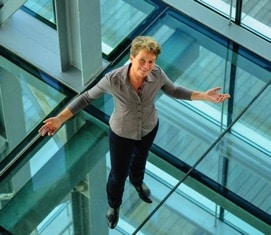 Yvette muziekgebouw bijgesneden Yvette muziekgebouw bijgesneden